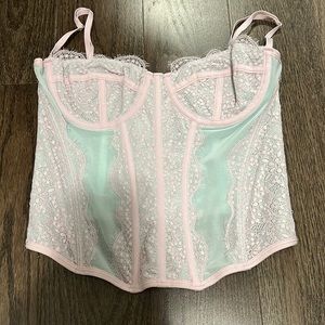 Urban outfitters corset worn once perfect condition size large